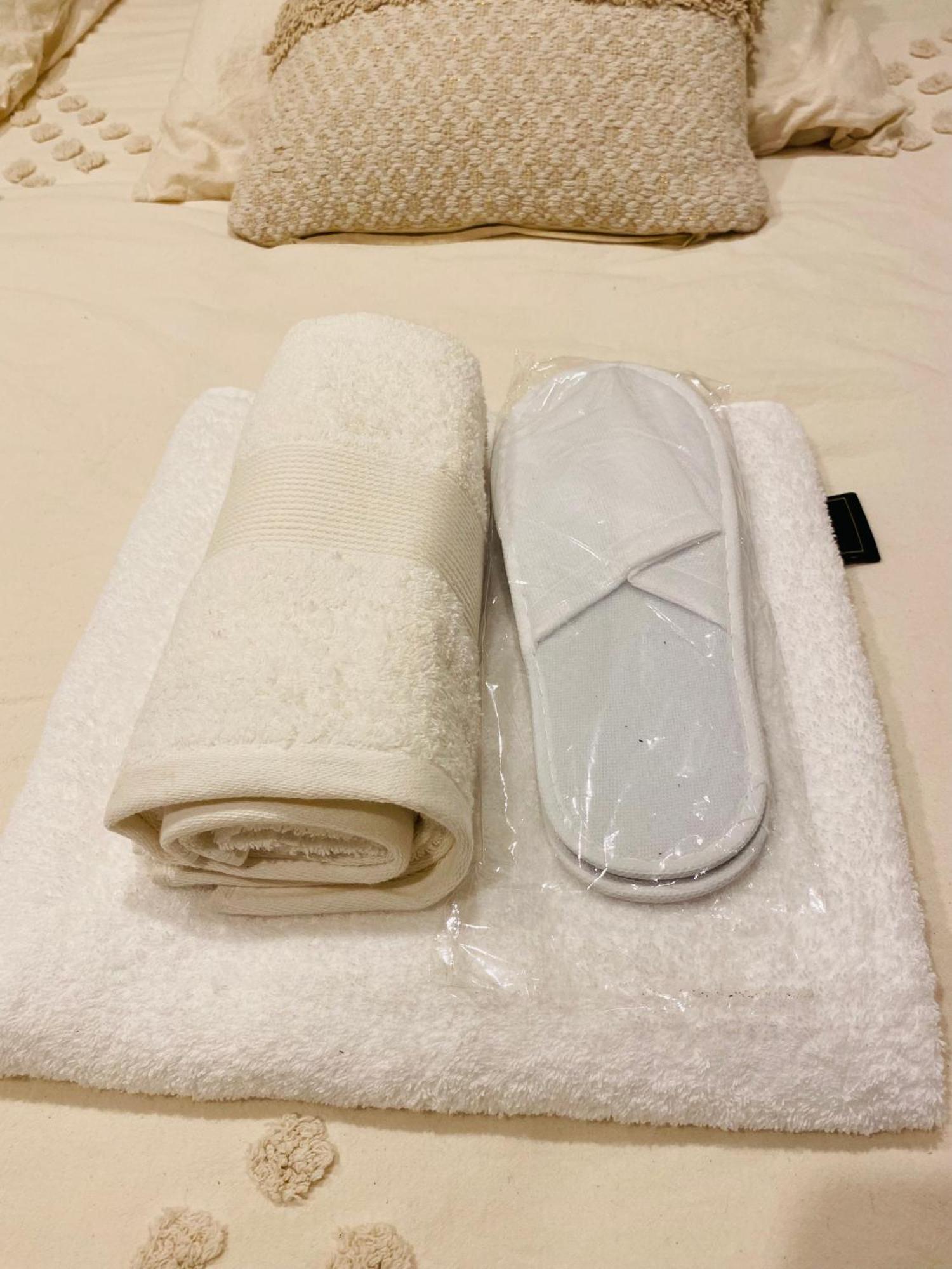 Villa Lily Spa, Chambre D'Hotes Avec Spa Privatif La Vicomte-sur-Rance Екстер'єр фото